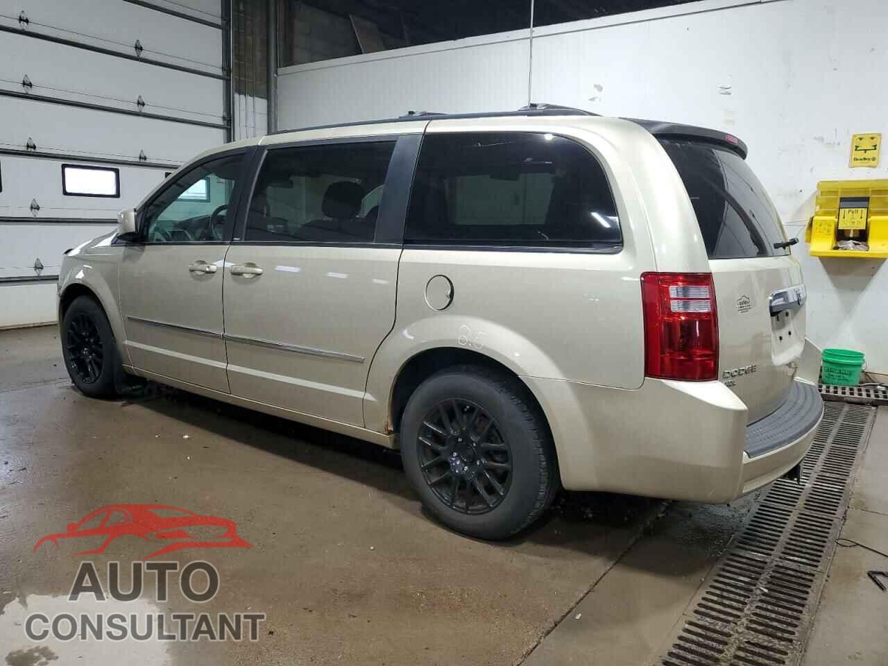 DODGE CARAVAN 2010 - 2D4RN6DX7AR463122