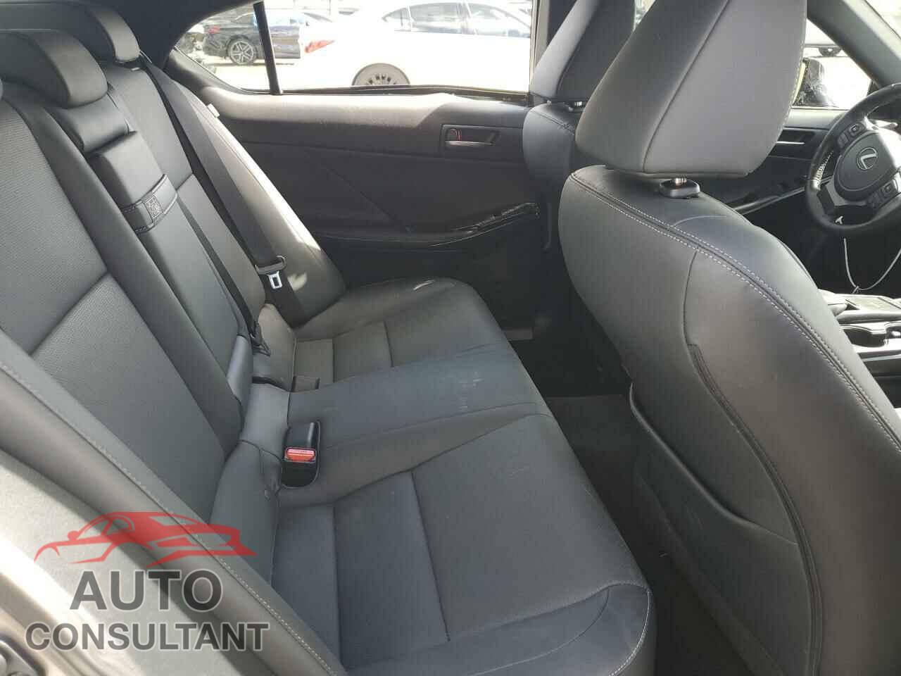 LEXUS IS 2023 - JTHCA1D27P5126315