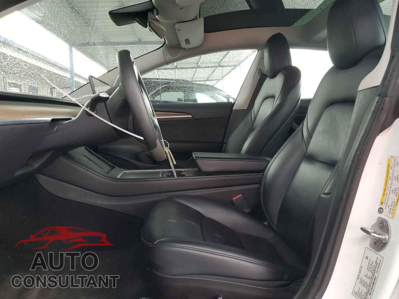 TESLA MODEL 3 2022 - 5YJ3E1EA0NF145537