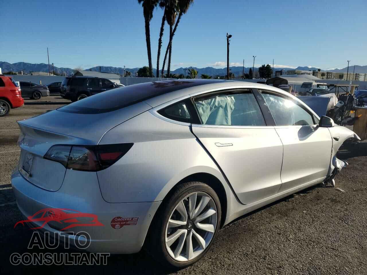 TESLA MODEL 3 2017 - 5YJ3E1EA0HF002494