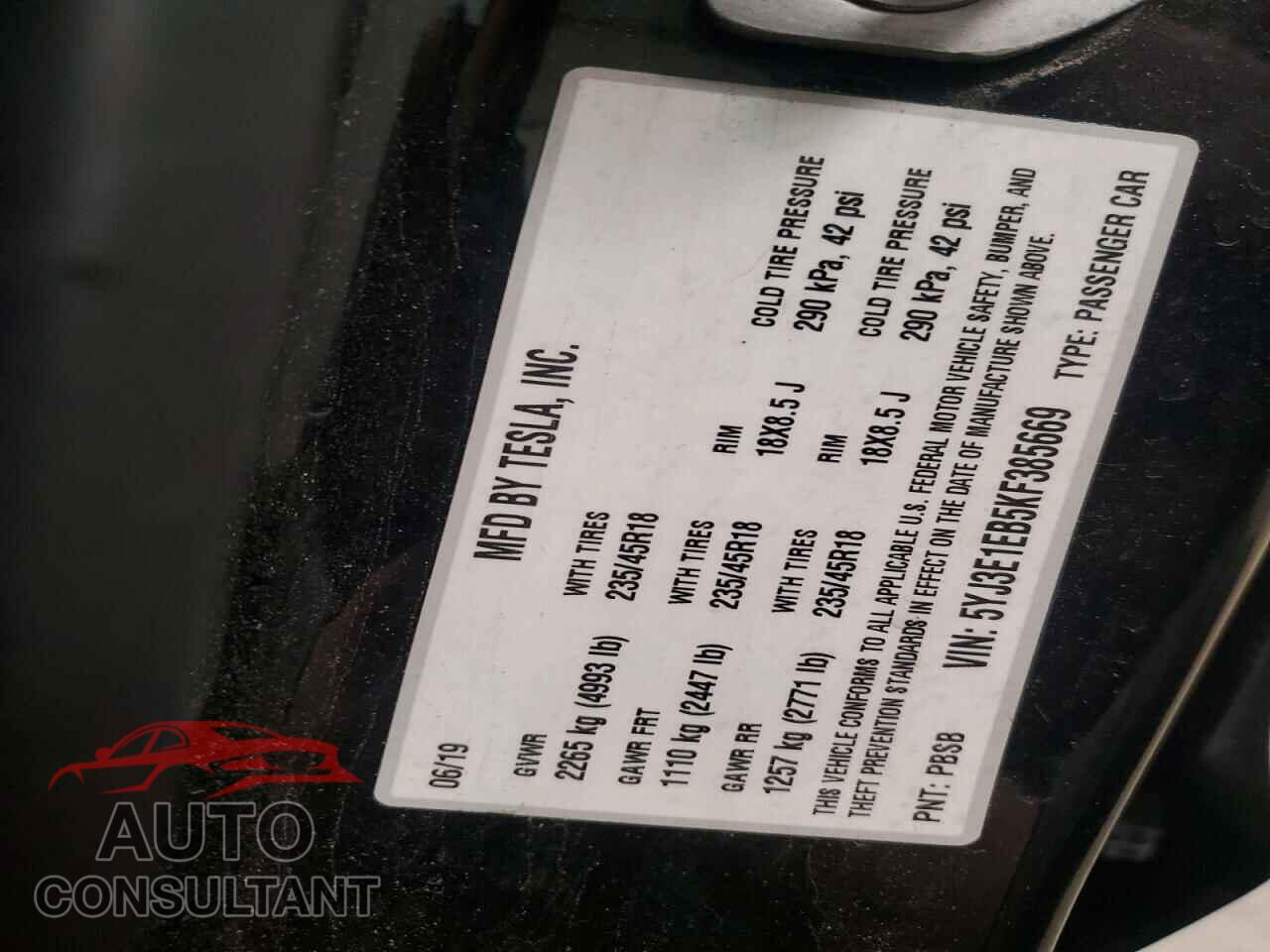 TESLA MODEL 3 2019 - 5YJ3E1EB5KF385669