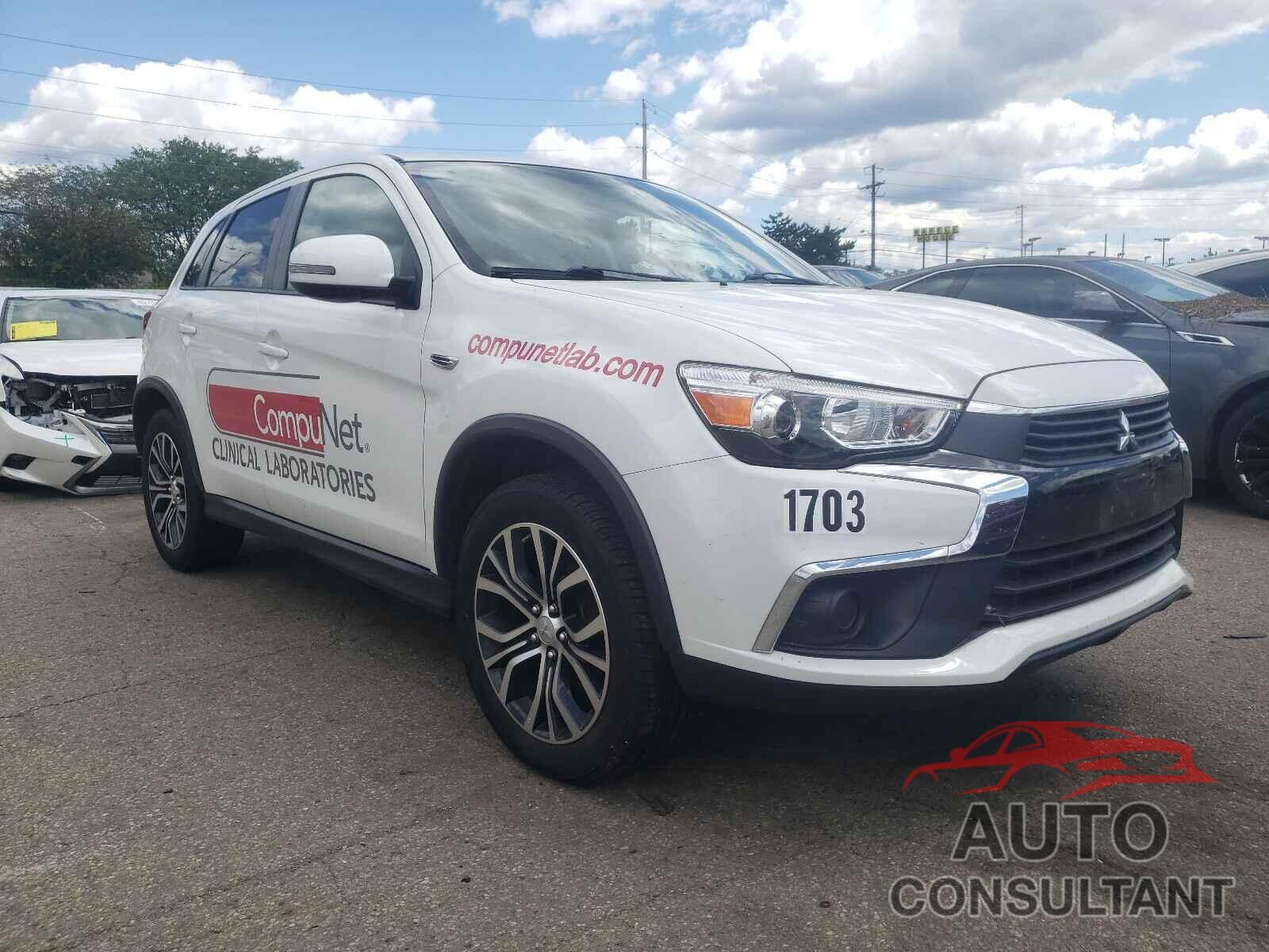 MITSUBISHI OUTLANDER 2017 - JA4AR3AU7HZ000883