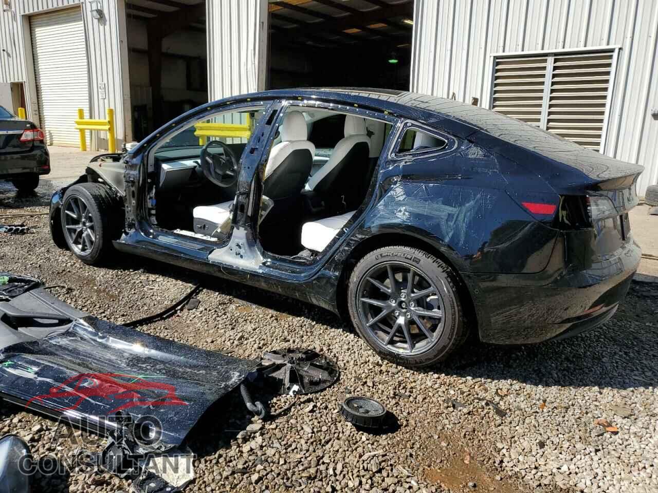 TESLA MODEL 3 2022 - 5YJ3E1EB4NF102070