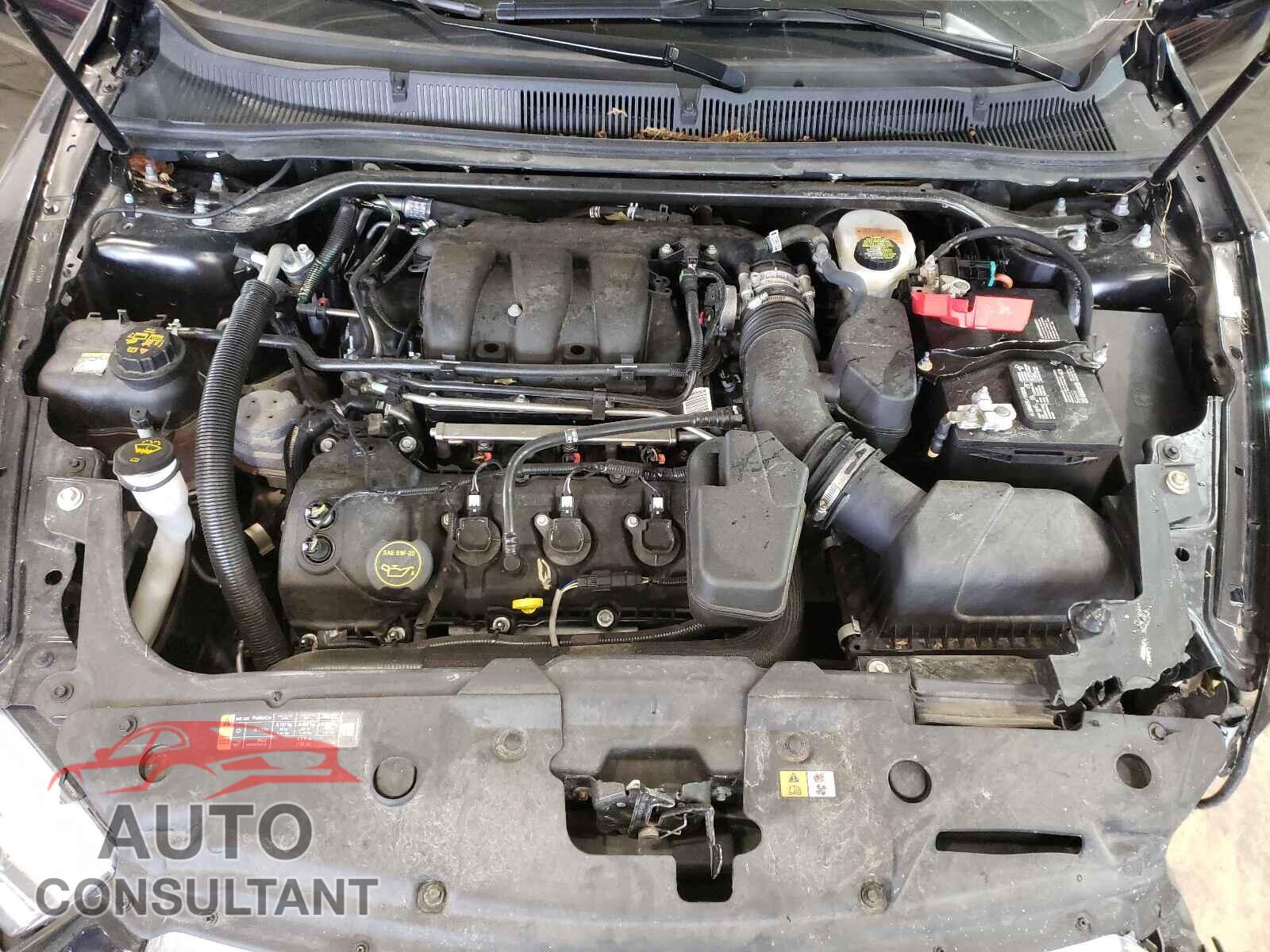 FORD TAURUS 2019 - 1FAHP2E8XKG103693