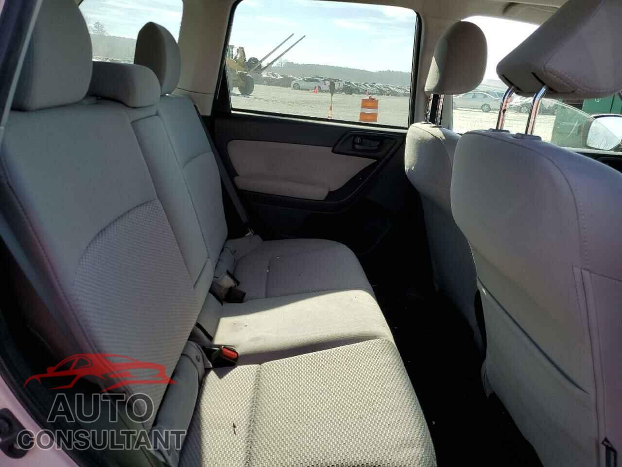 SUBARU FORESTER 2015 - JF2SJADC1FH558564