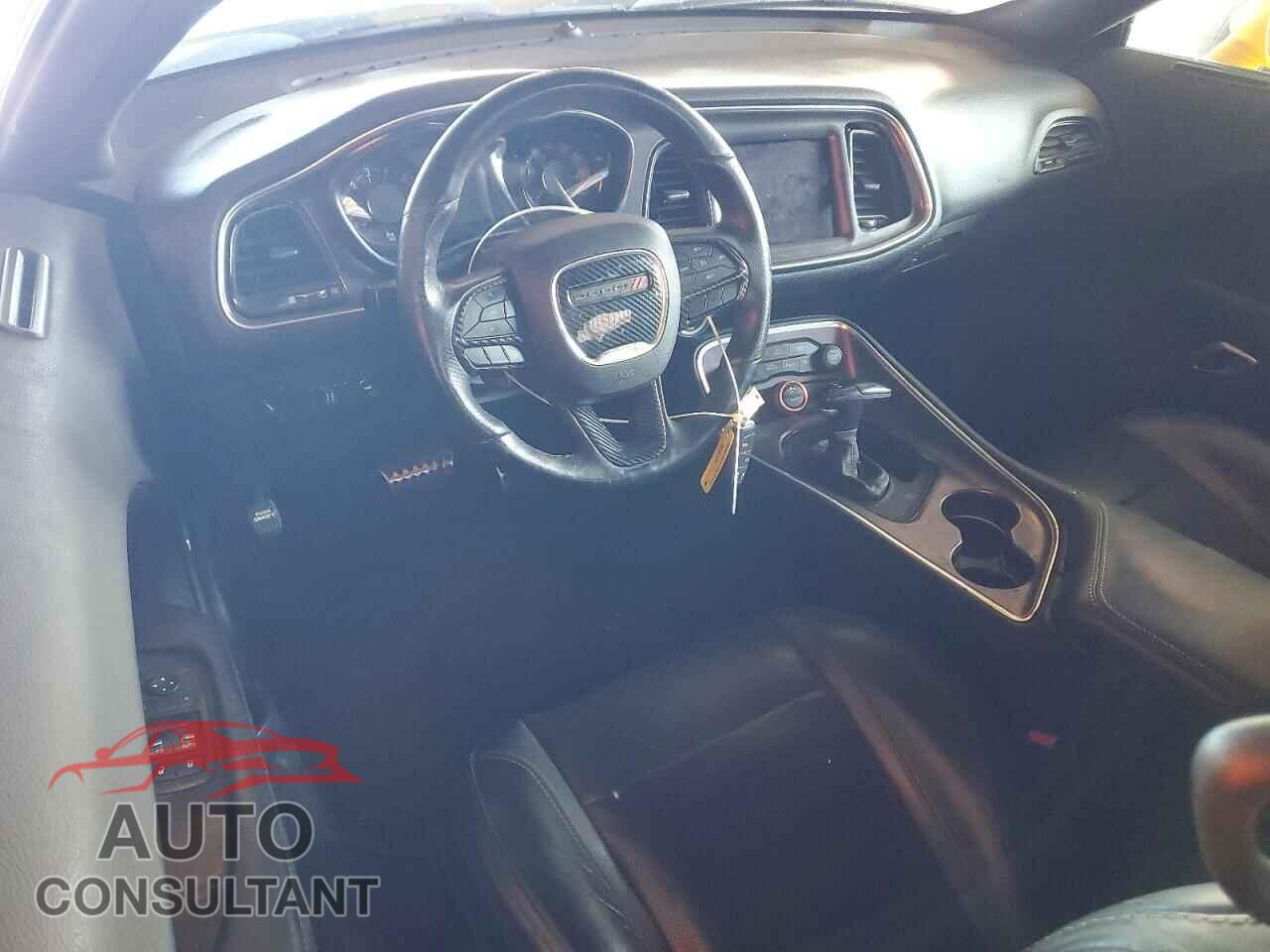 DODGE CHALLENGER 2018 - 2C3CDZAG8JH252601