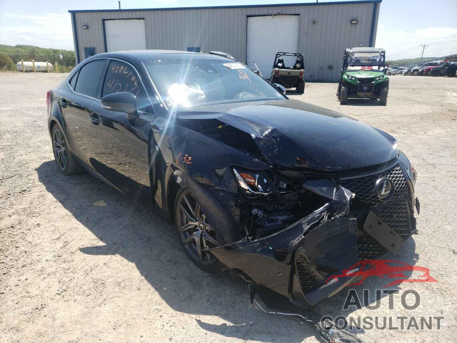 LEXUS IS 2018 - JTHC81D28J5028817