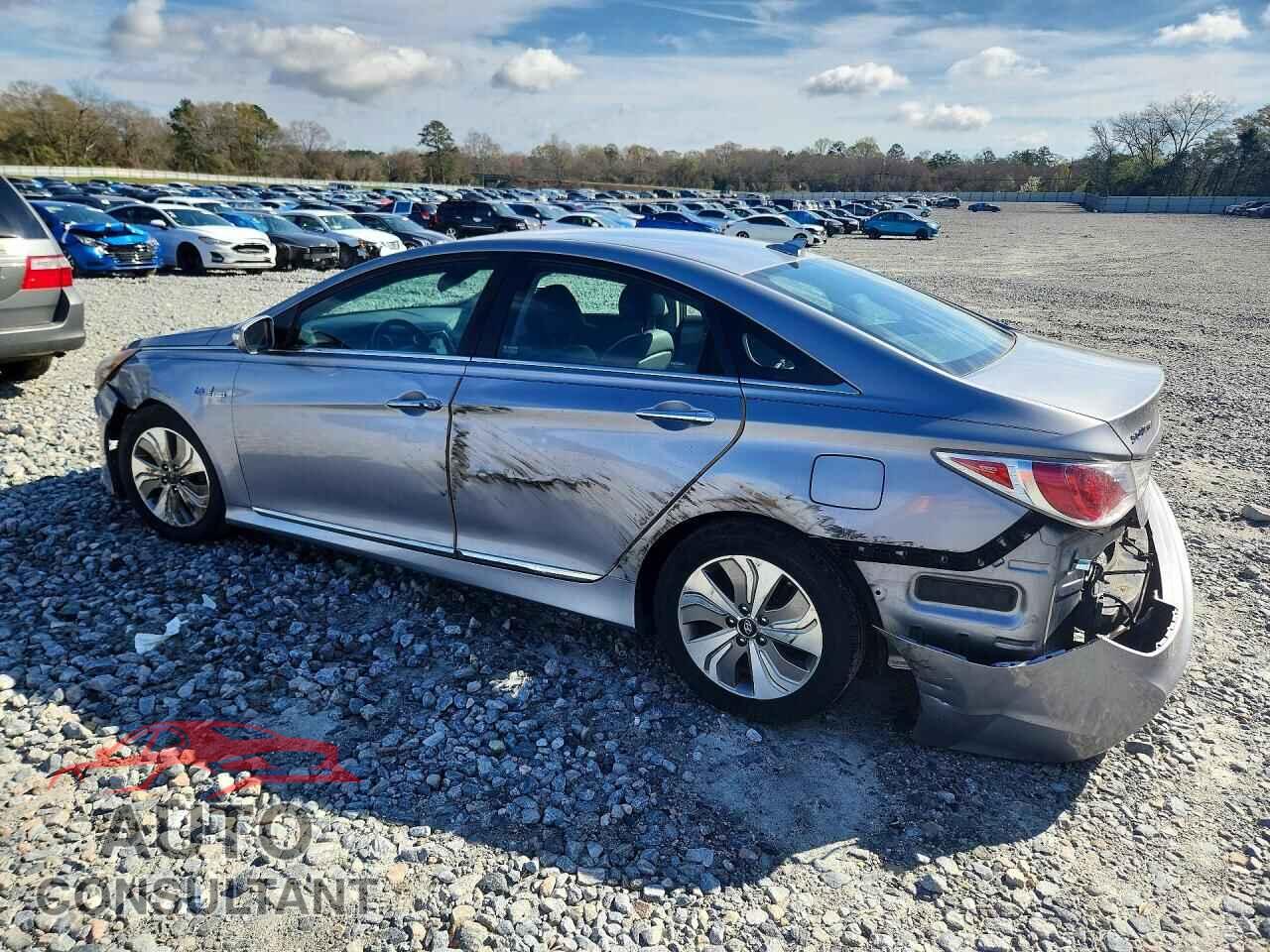 HYUNDAI SONATA 2014 - KMHEC4A49EA112203