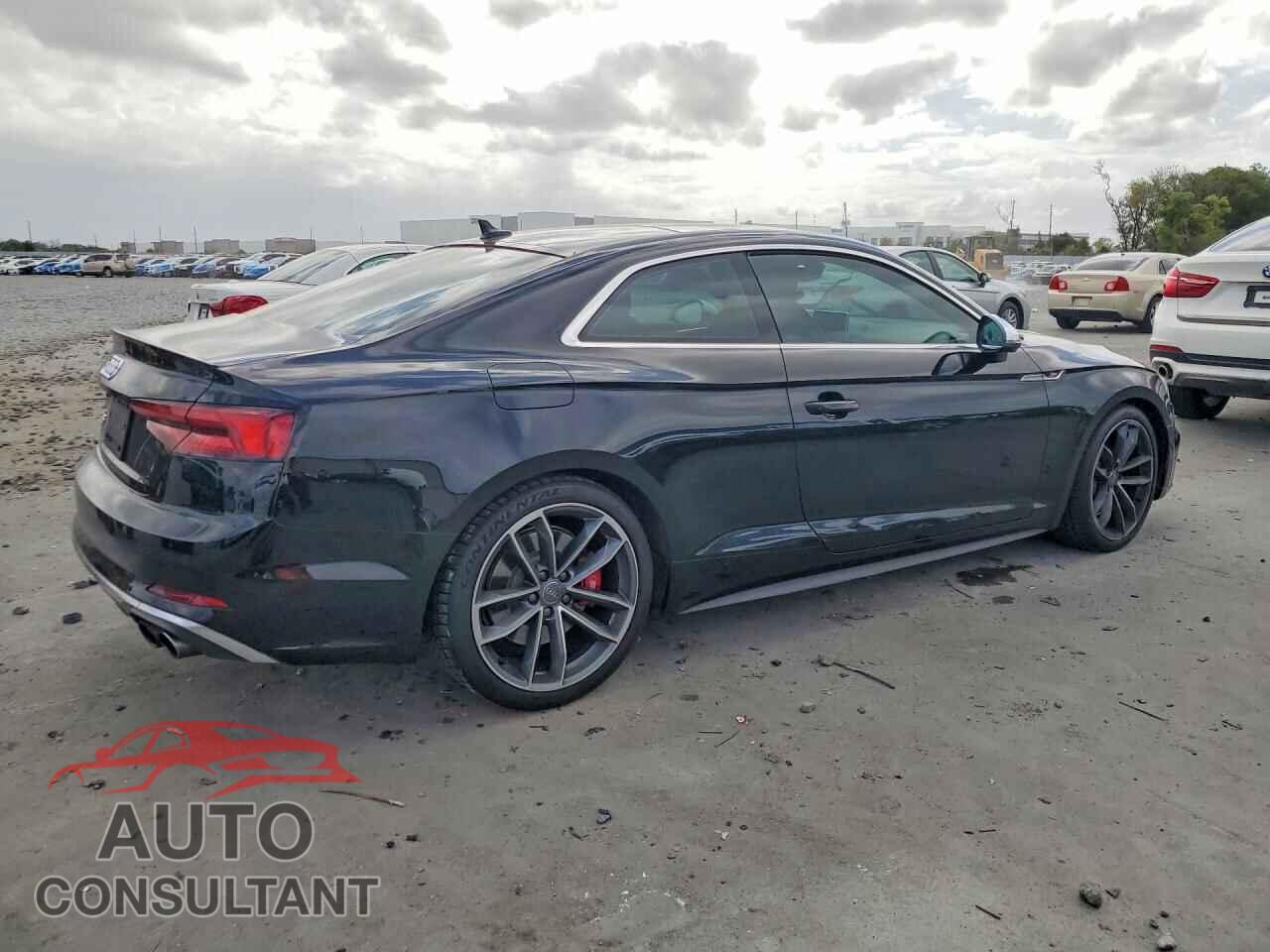 AUDI S5/RS5 2018 - WAUR4AF5XJA036193