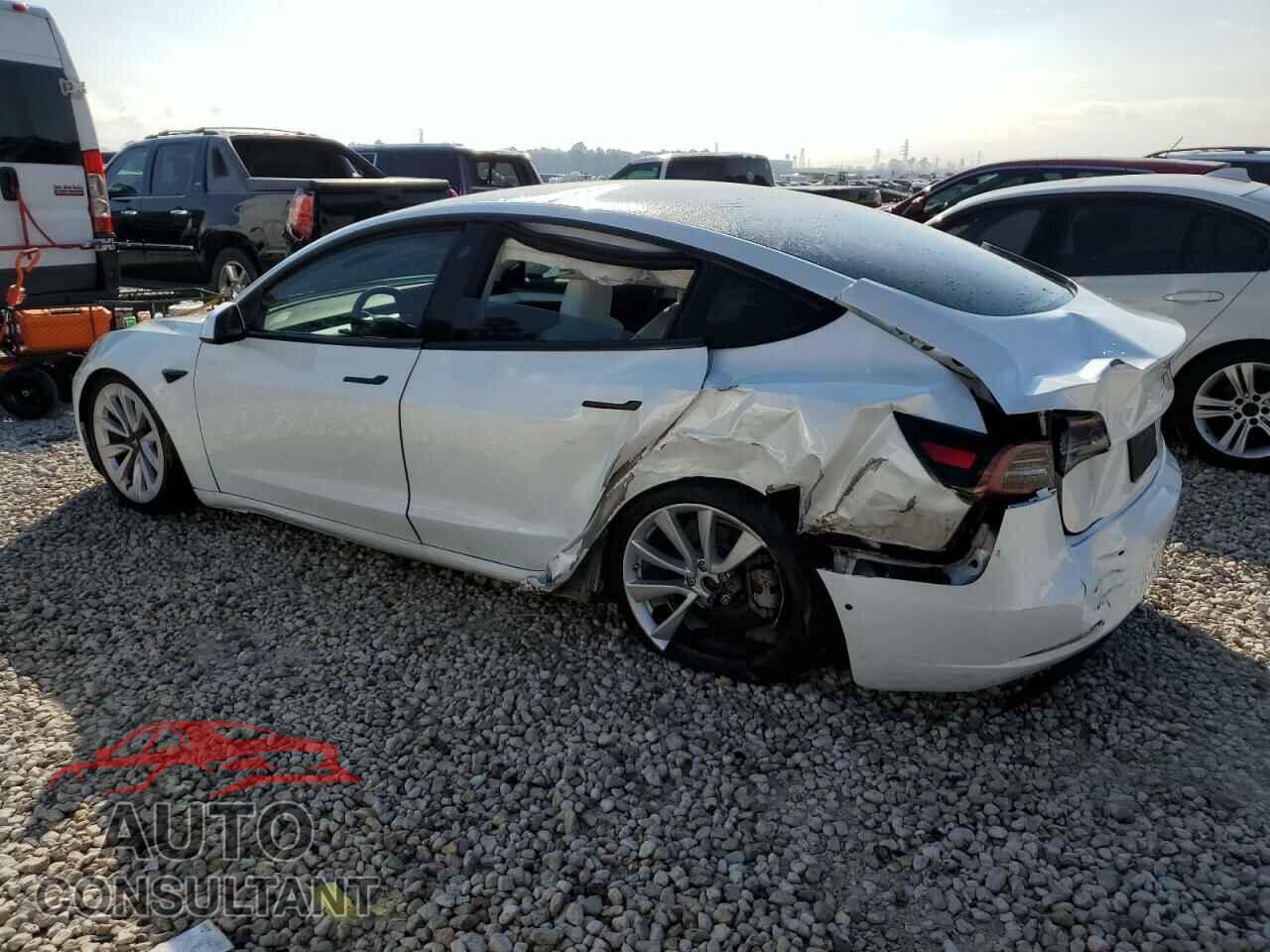 TESLA MODEL 3 2022 - 5YJ3E1EA6NF347086