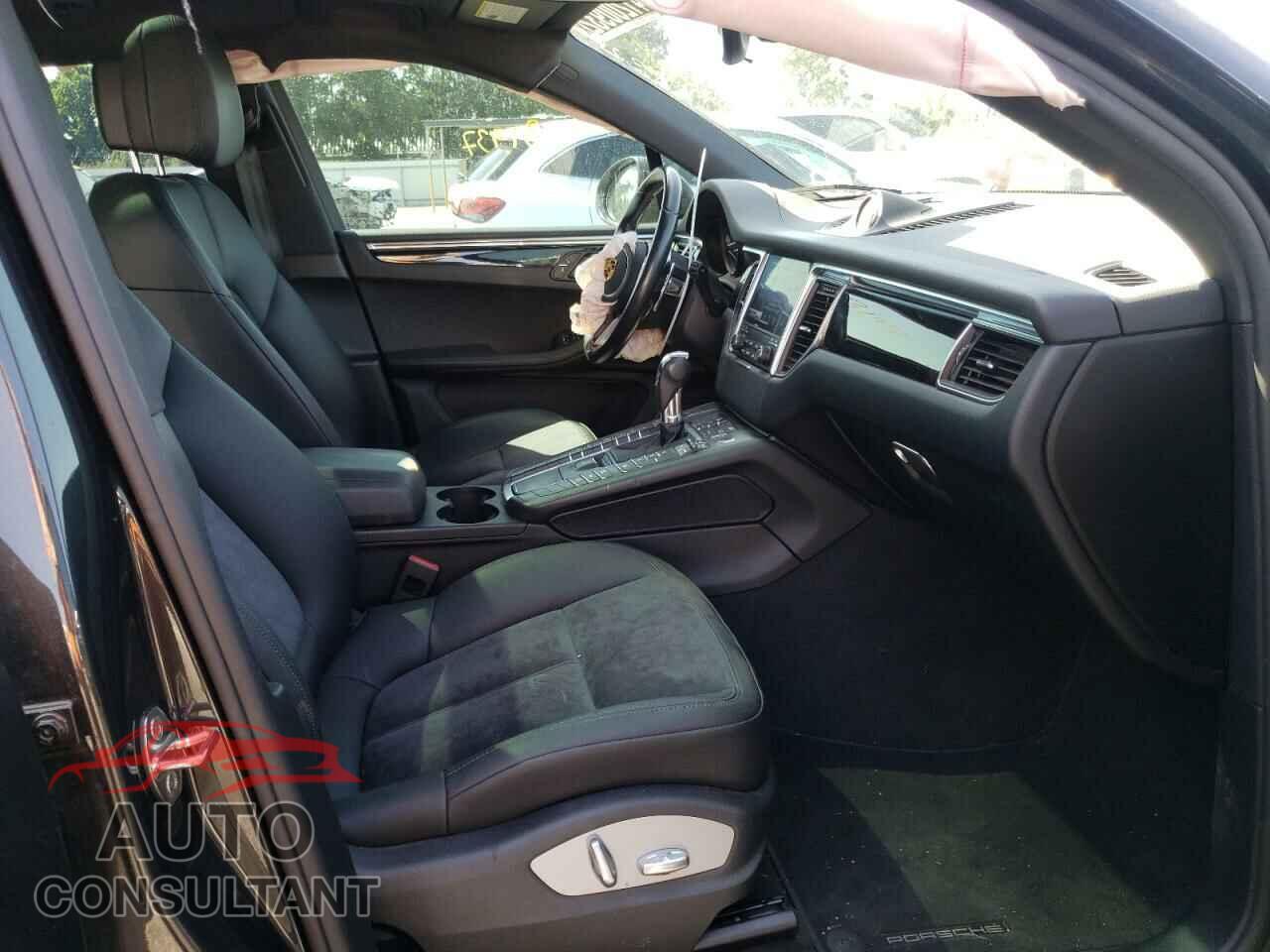 PORSCHE MACAN 2018 - WP1AA2A59JLB12821