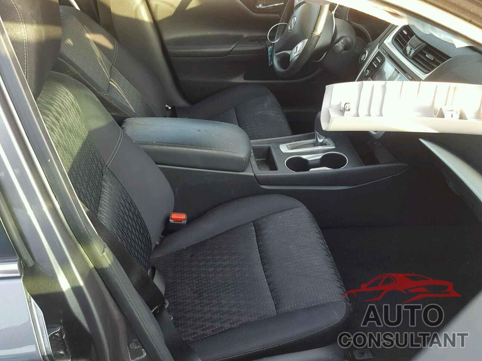 NISSAN ALTIMA 2017 - 1N4AL3AP5HC111734