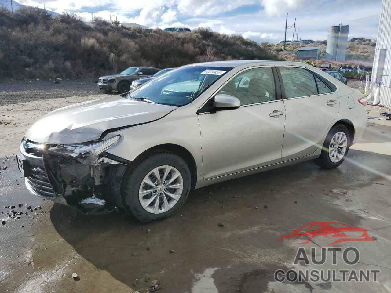 TOYOTA CAMRY 2016 - 4T4BF1FK3GR578331