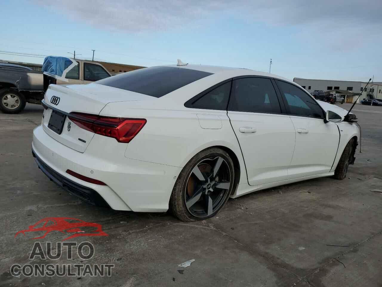 AUDI A6 2021 - WAUL2AF22MN058042