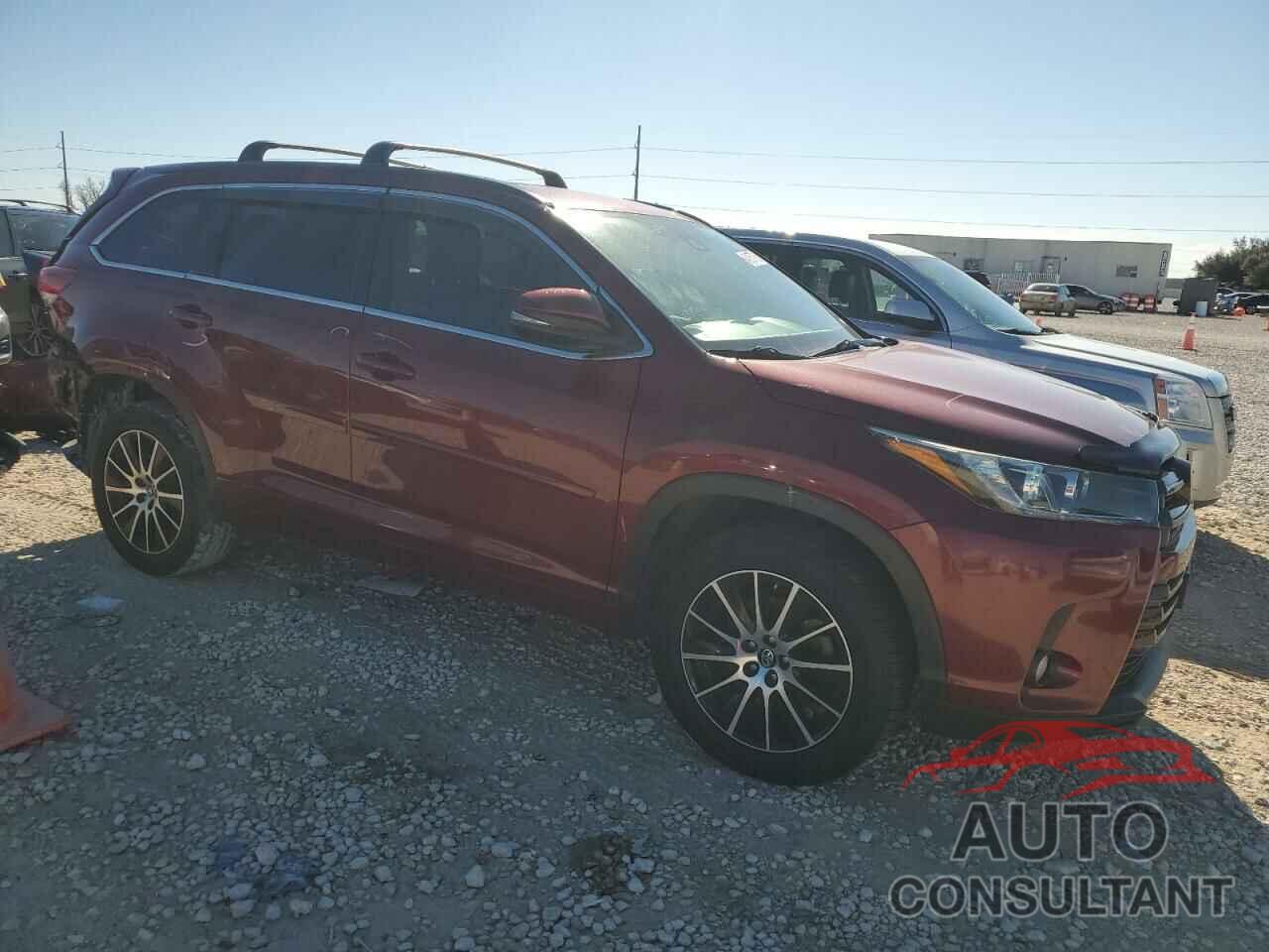 TOYOTA HIGHLANDER 2018 - 5TDKZRFH8JS535852