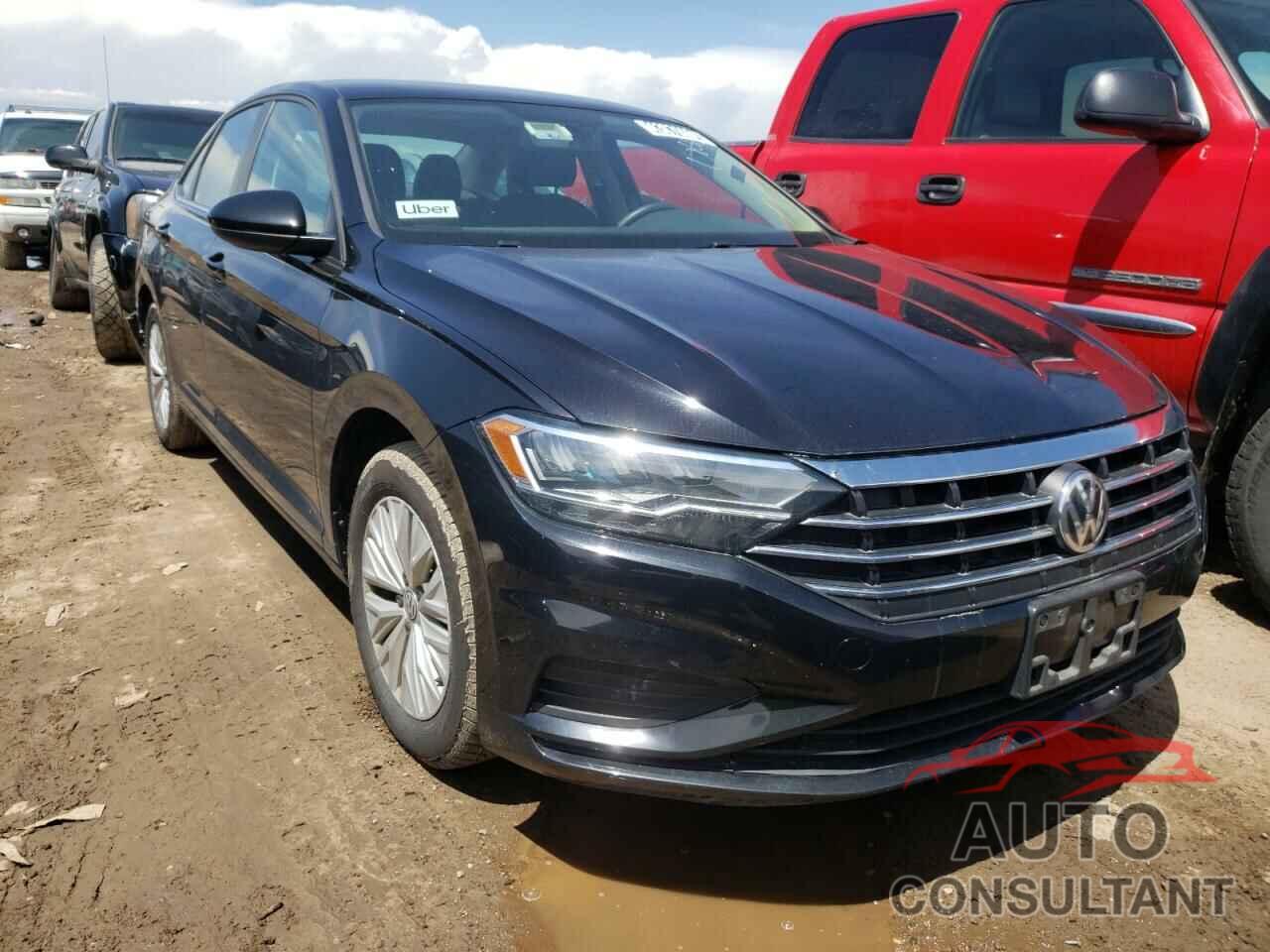 VOLKSWAGEN JETTA 2019 - 3VWC57BU5KM140081