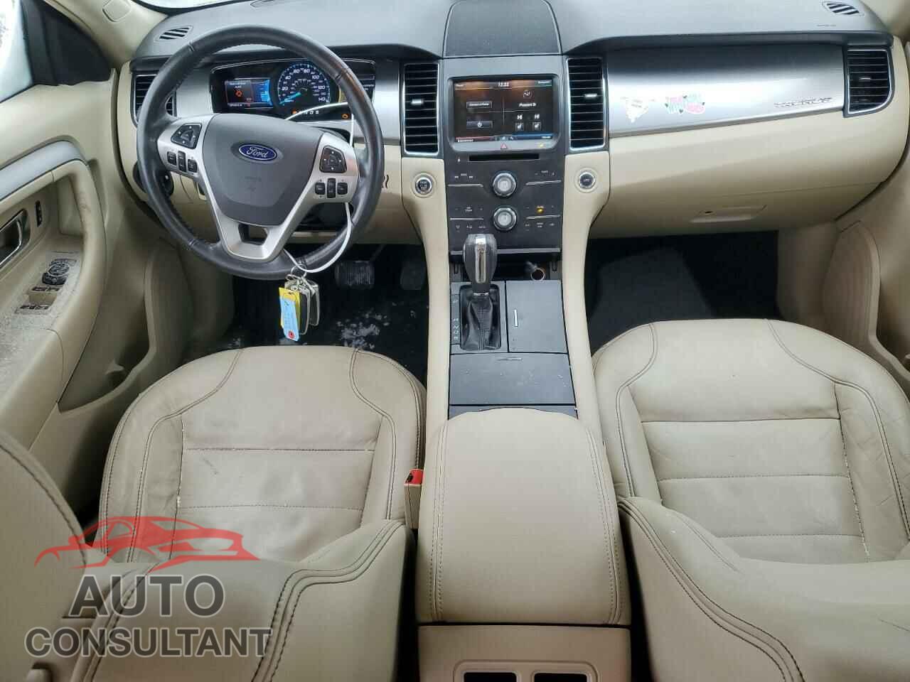 FORD TAURUS 2015 - 1FAHP2E84FG101976