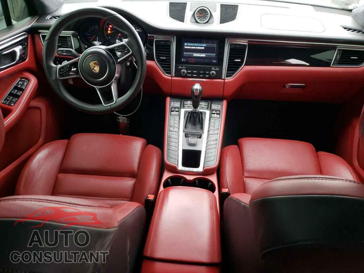 PORSCHE MACAN 2017 - WP1AF2A52HLB60737