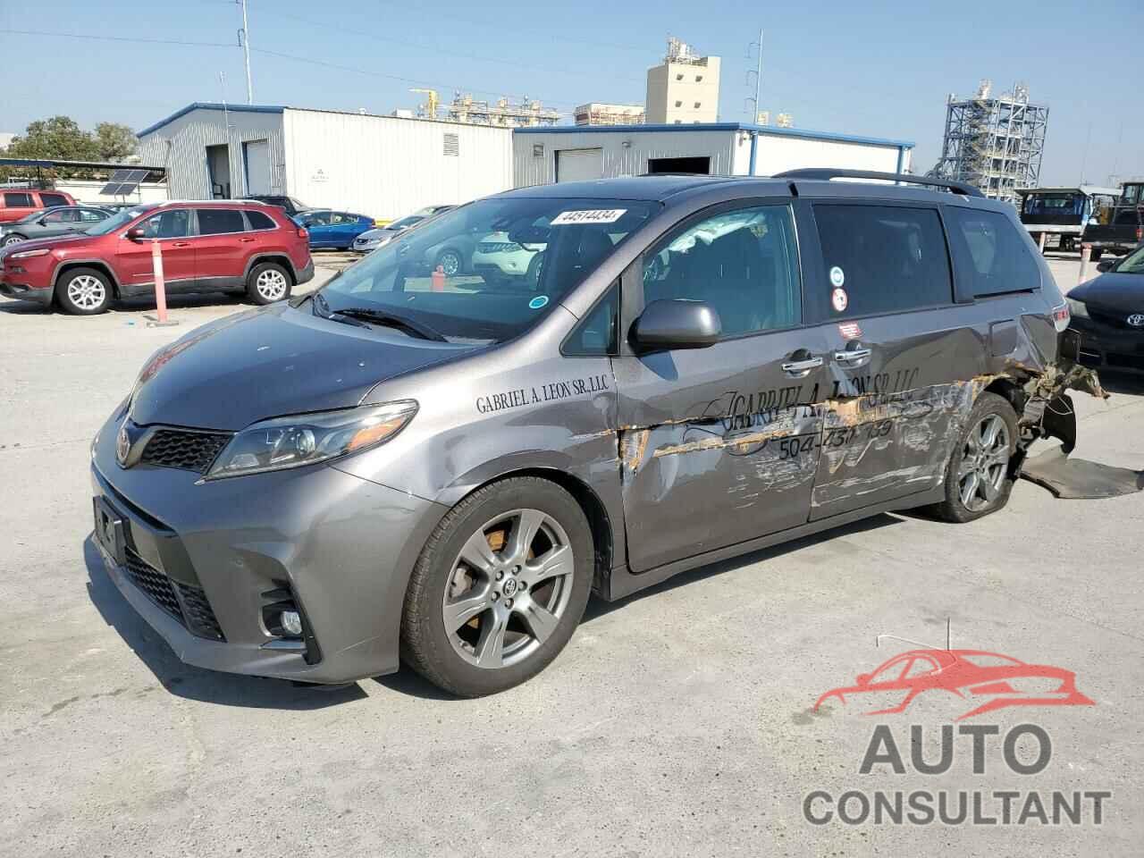 TOYOTA SIENNA 2019 - 5TDXZ3DCXKS982503