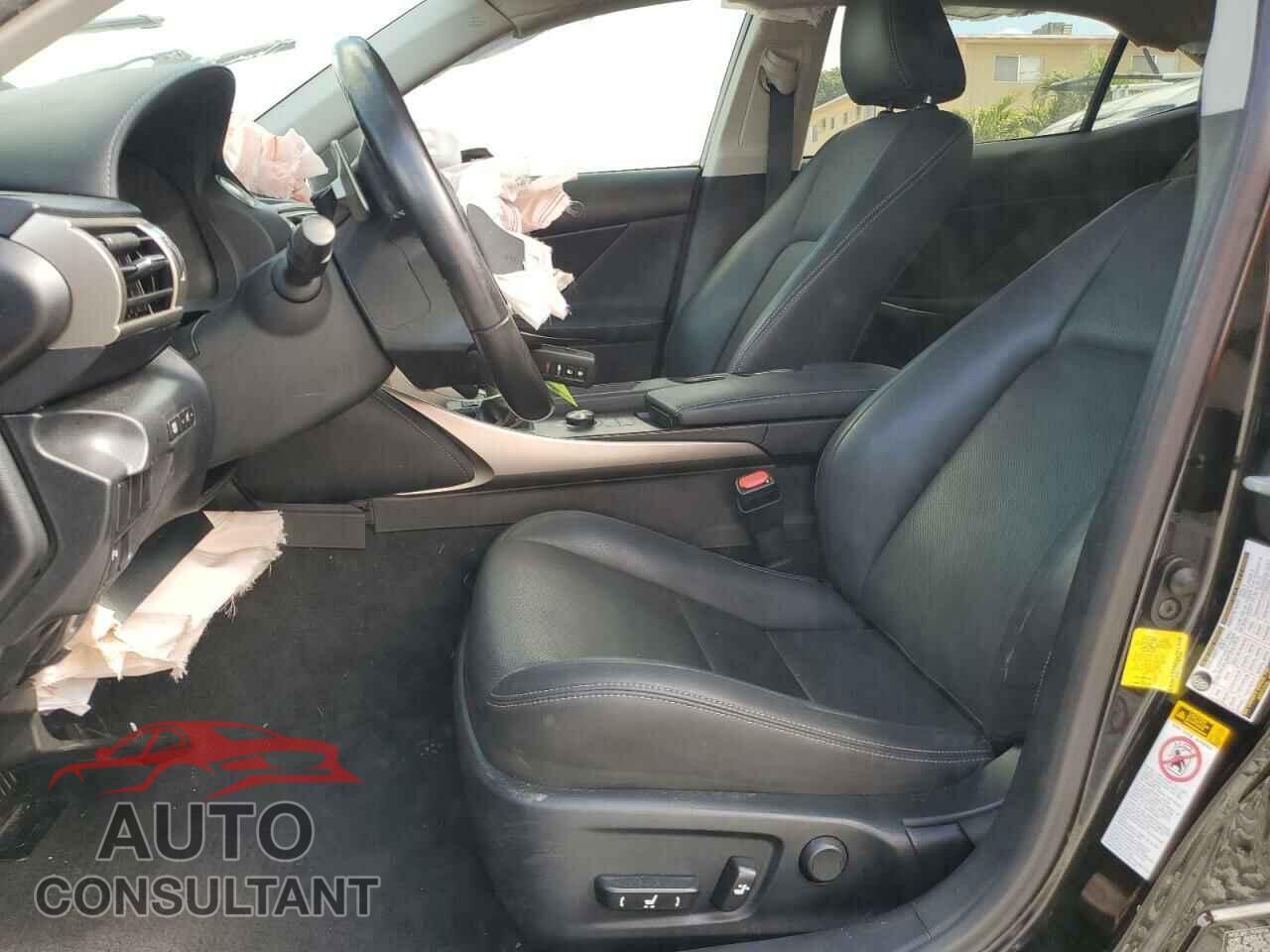 LEXUS IS 2015 - JTHBF1D22F5078833
