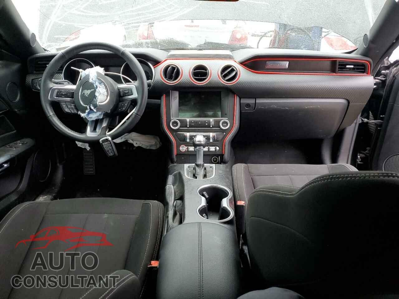 FORD MUSTANG 2021 - 1FA6P8TH2M5156335