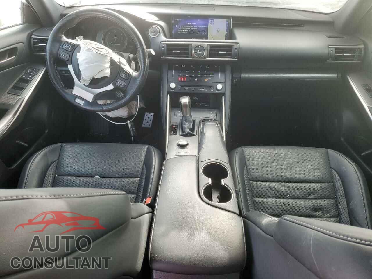 LEXUS IS 2018 - JTHCZ1D25J5014841