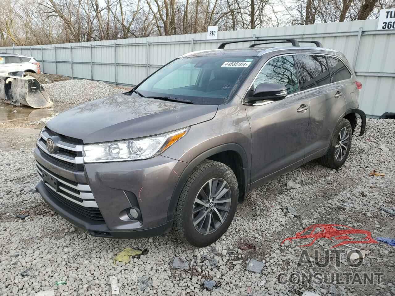 TOYOTA HIGHLANDER 2018 - 5TDJZRFH9JS539792