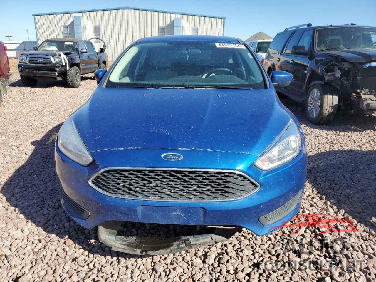 FORD FOCUS 2018 - 1FADP3K2XJL331431