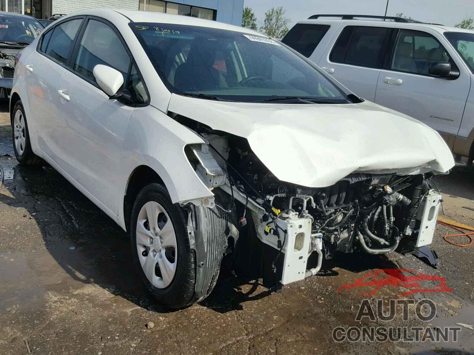 KIA FORTE 2017 - 3KPFK4A74HE050331
