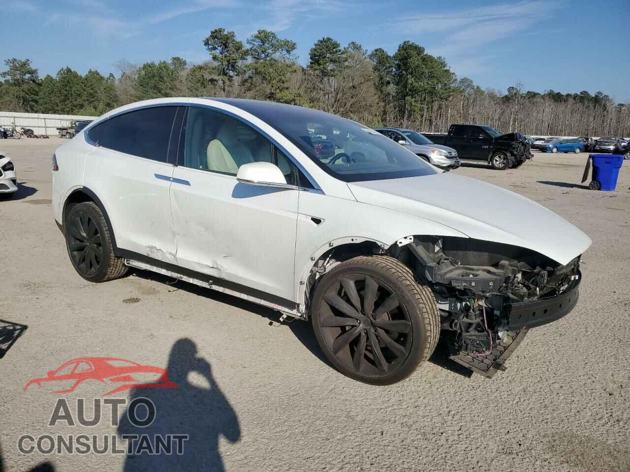 TESLA MODEL X 2020 - 5YJXCBE29LF297724