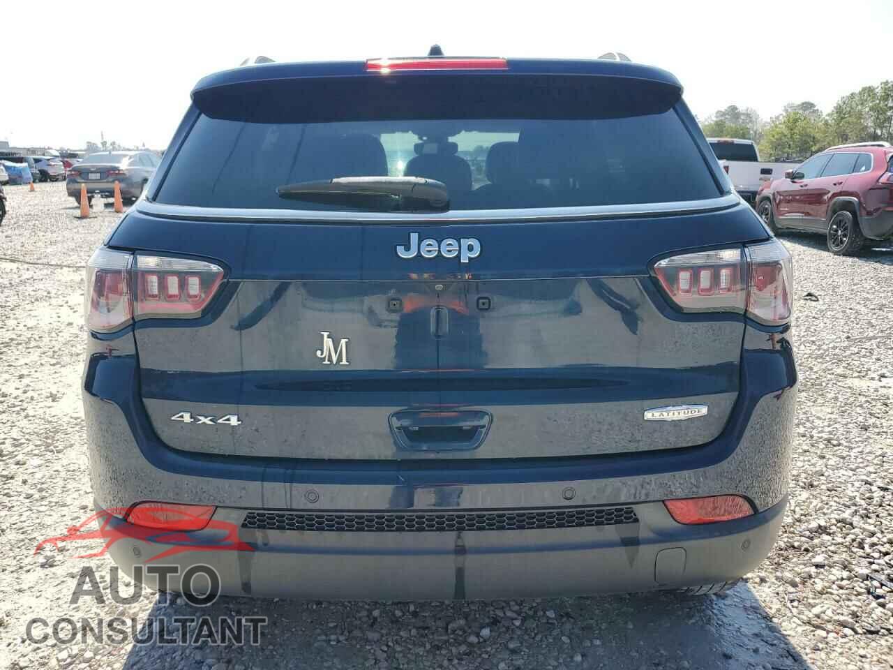 JEEP COMPASS 2018 - 3C4NJDBB9JT392411