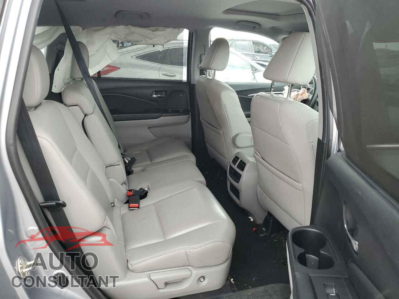 HONDA PILOT 2020 - 5FNYF5H57LB005801
