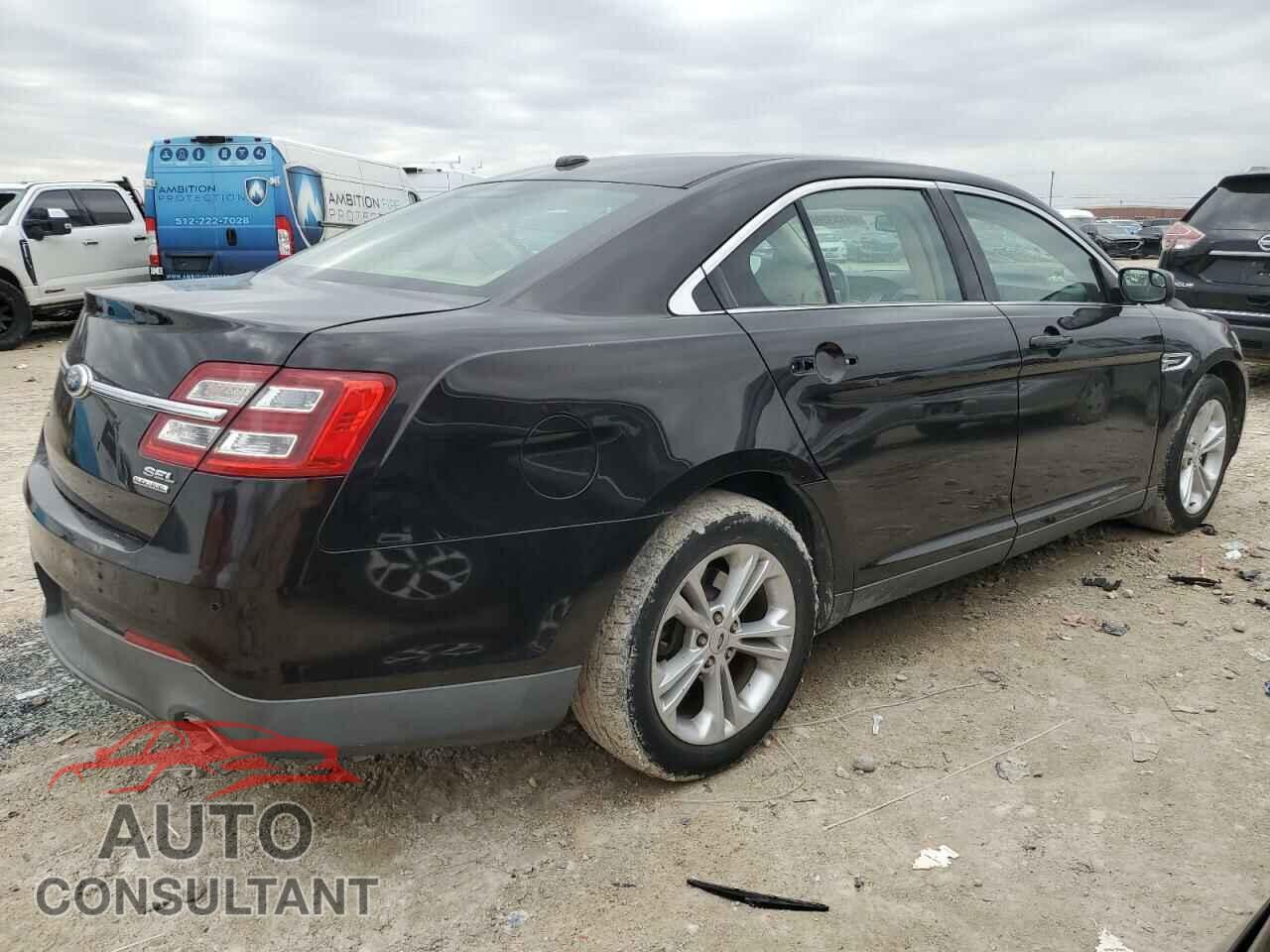 FORD TAURUS 2013 - 1FAHP2E82DG174843
