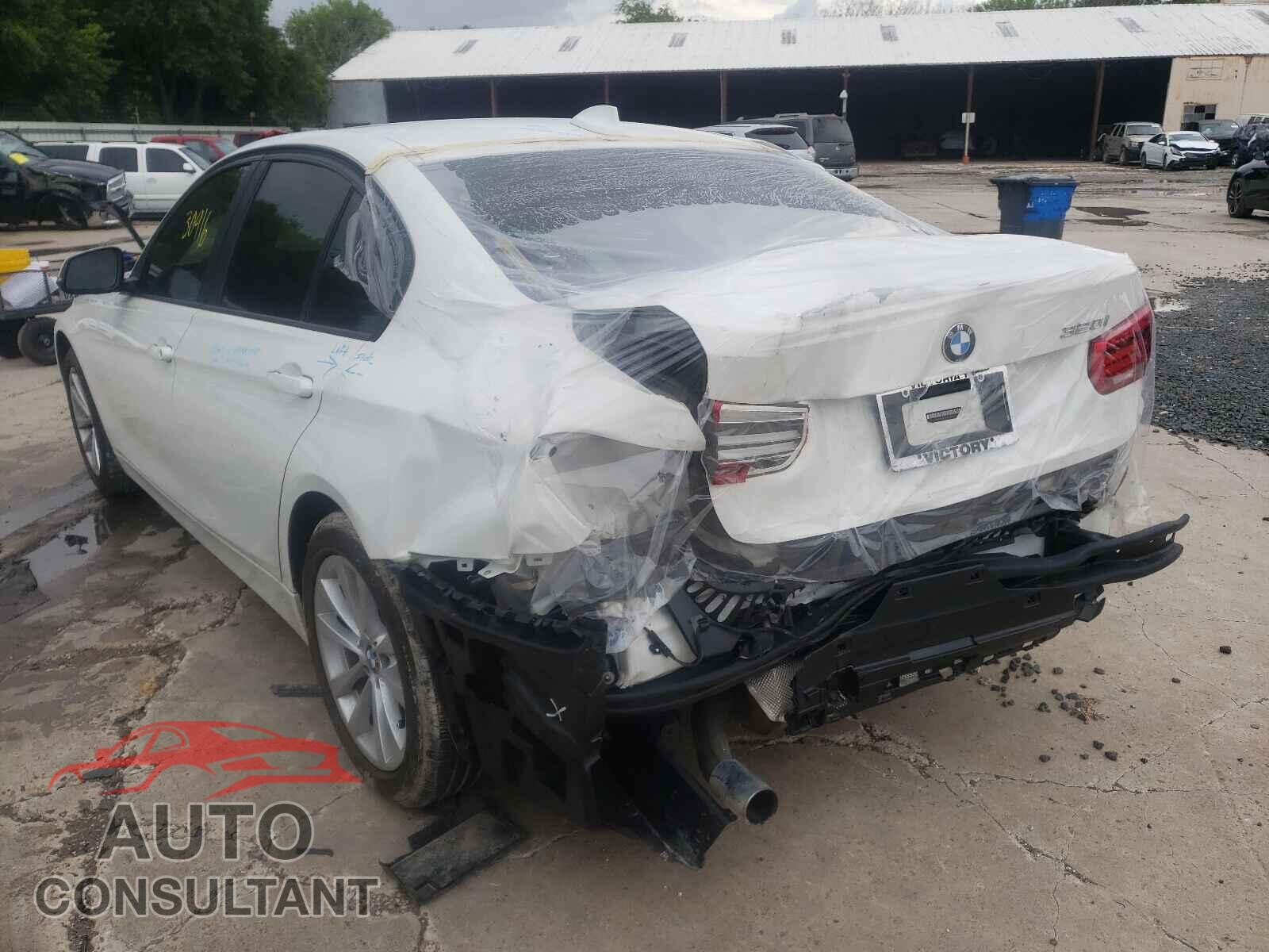 BMW 3 SERIES 2016 - WBA8E1G56GNU10940
