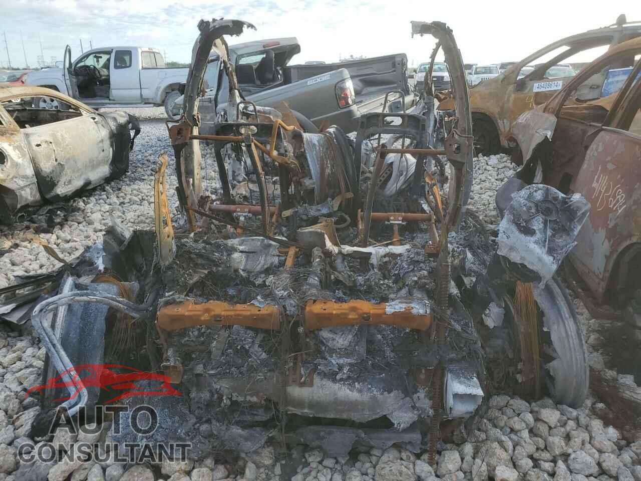 TESLA MODEL X 2023 - 7SAXCBE60PF376288