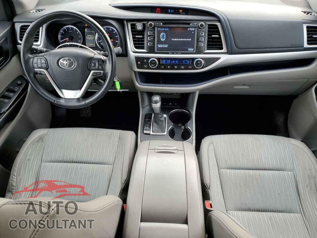 TOYOTA HIGHLANDER 2017 - 5TDBZRFH4HS441445