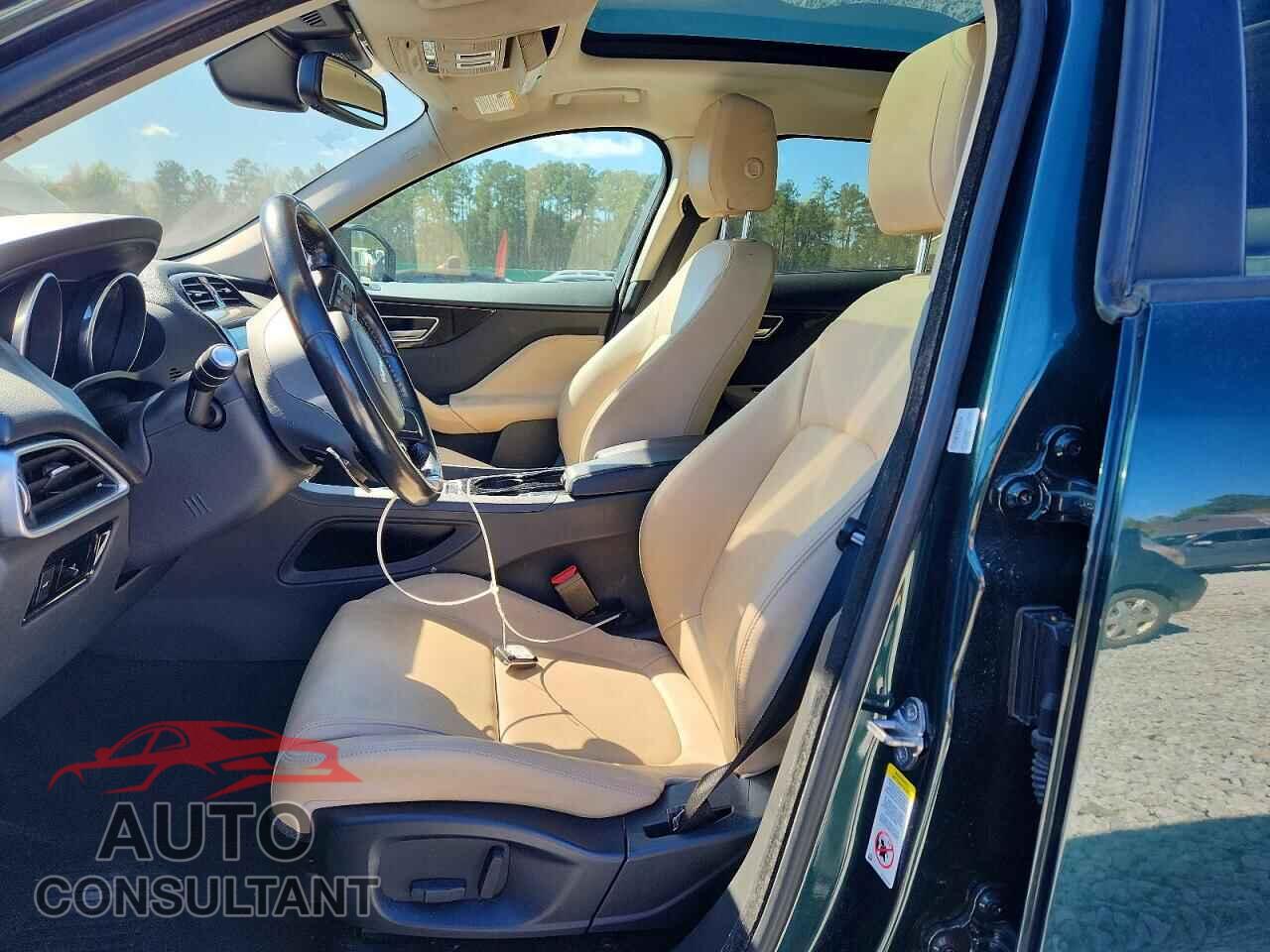 JAGUAR F-PACE 2017 - SADCJ2BV4HA059013