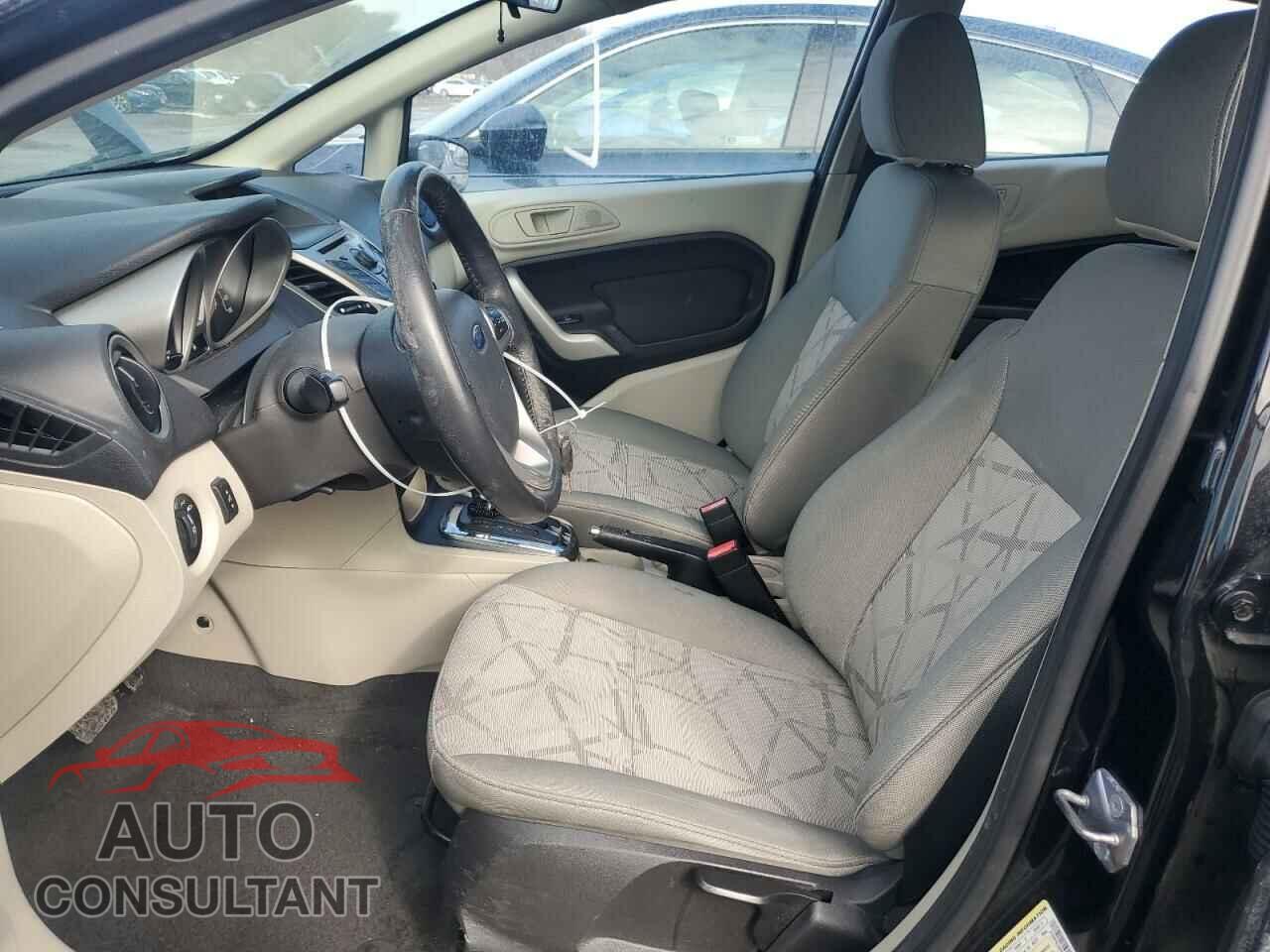 FORD FIESTA 2013 - 3FADP4EJ5DM118317