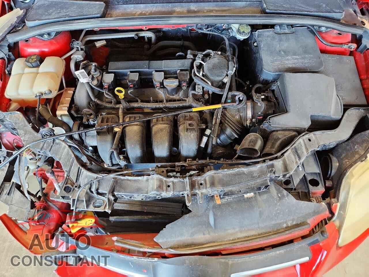 FORD FOCUS 2014 - 1FADP3F24EL370211
