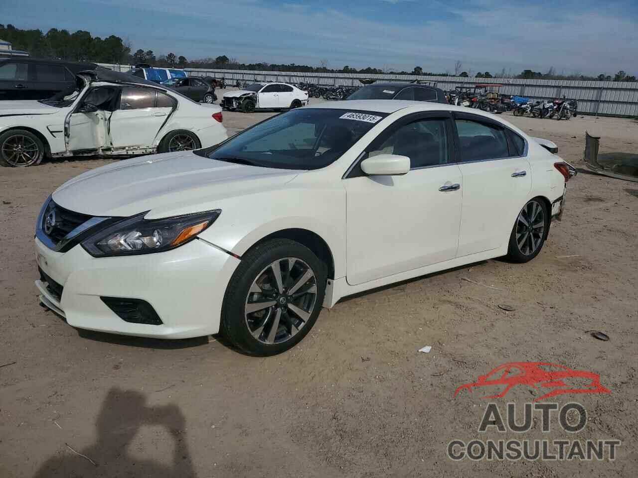 NISSAN ALTIMA 2017 - 1N4AL3AP3HC235081