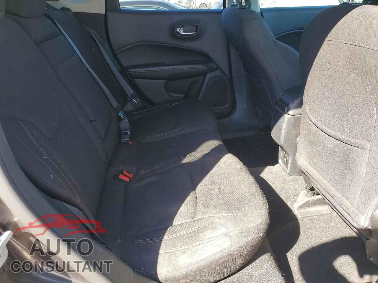 JEEP COMPASS 2017 - 3C4NJCAB4HT661288