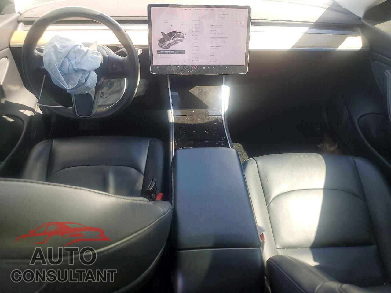 TESLA MODEL 3 2018 - 5YJ3E1EA1JF007872