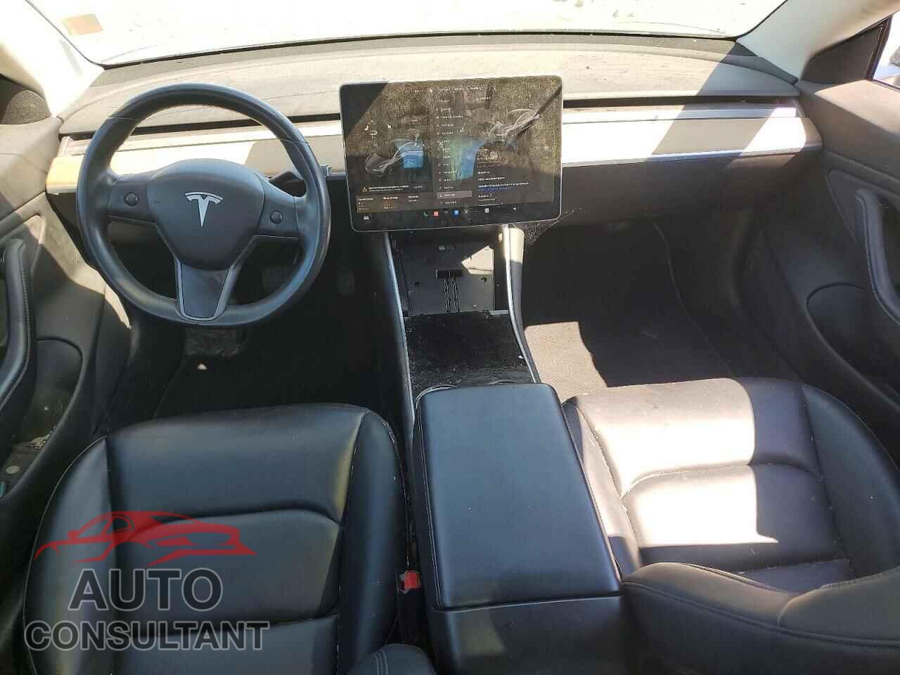 TESLA MODEL 3 2019 - 5YJ3E1EB4KF192137
