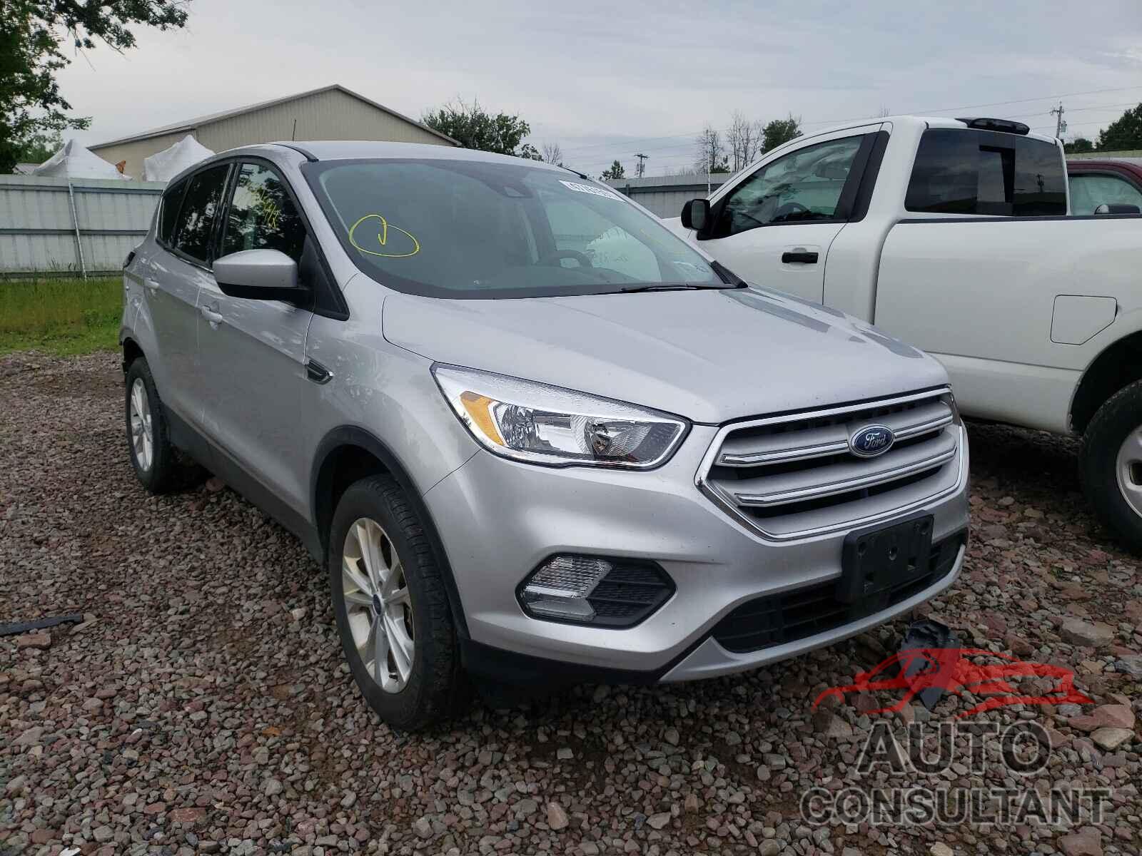 FORD ESCAPE 2019 - 1FMCU9GD5KUB74118