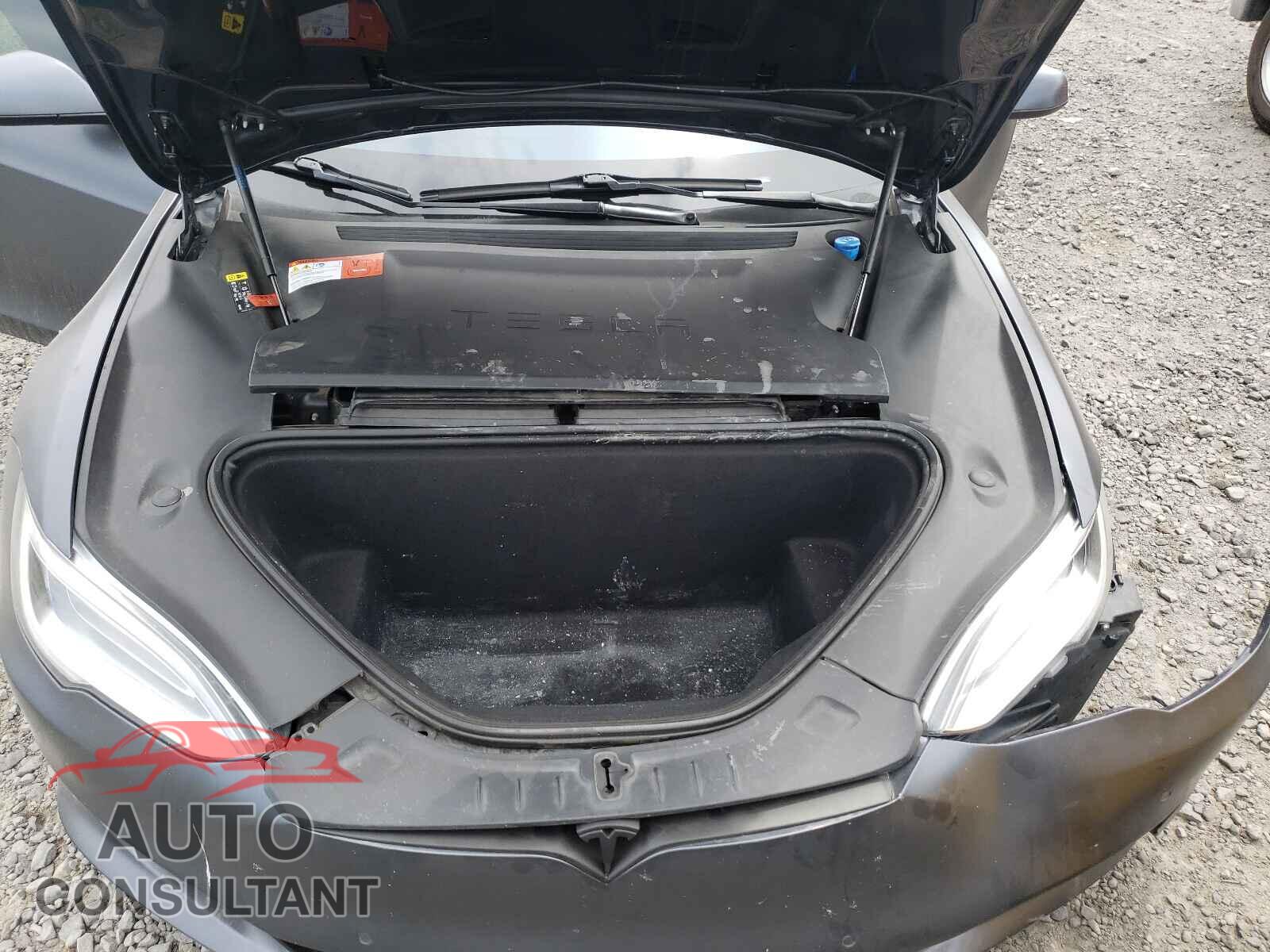 TESLA MODEL S 2017 - 5YJSA1E41HF200759