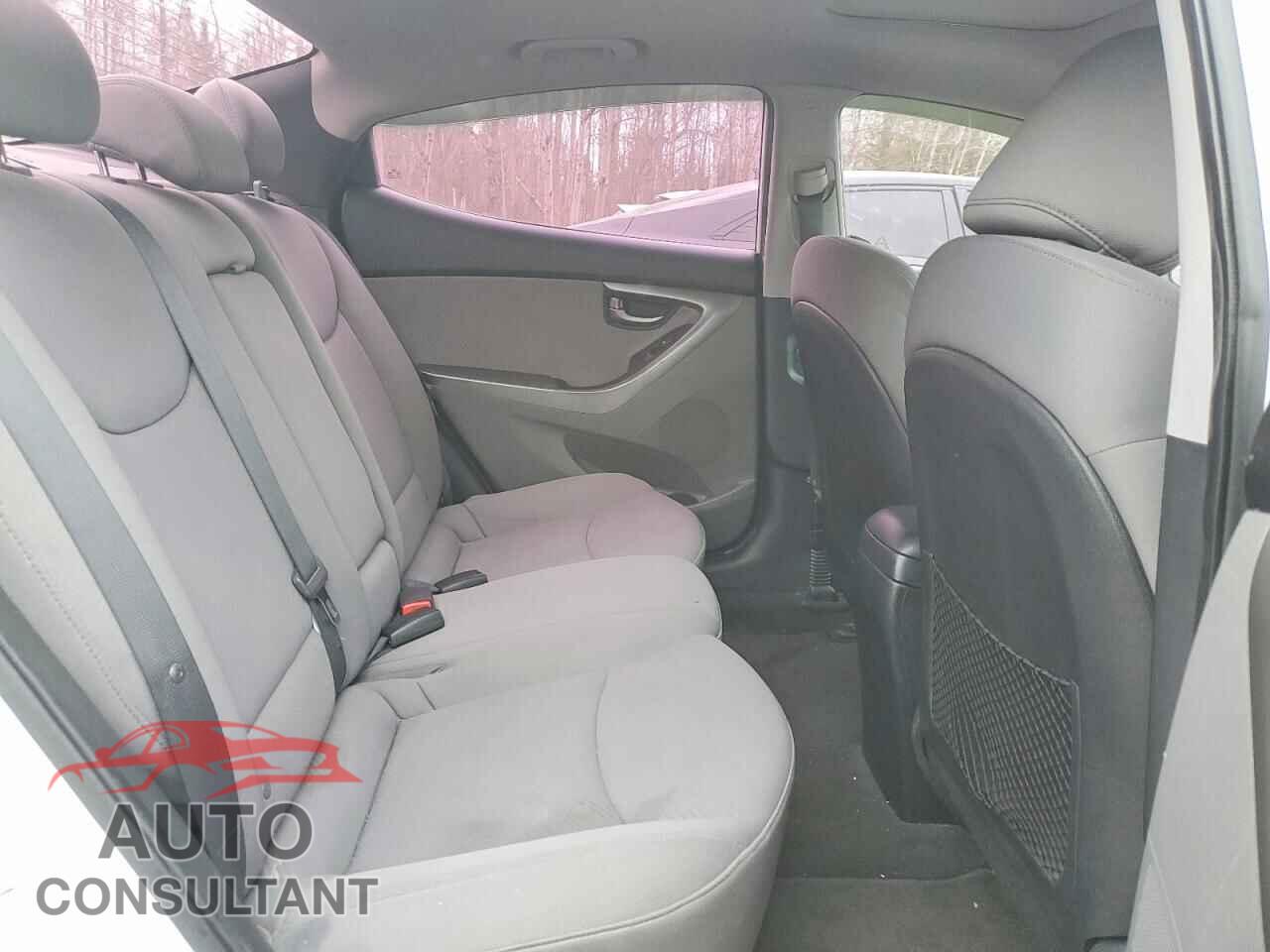 HYUNDAI ELANTRA 2012 - 5NPDH4AE2CH149237
