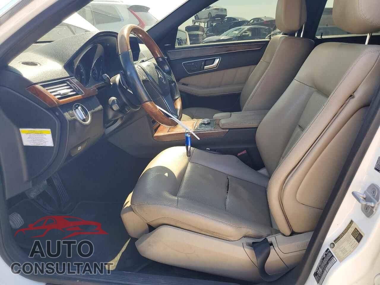 MERCEDES-BENZ E-CLASS 2012 - WDDHF5KB7CA588402