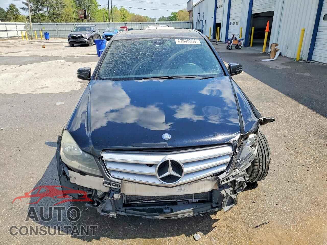 MERCEDES-BENZ C-CLASS 2012 - WDDGF8BBXCA690550