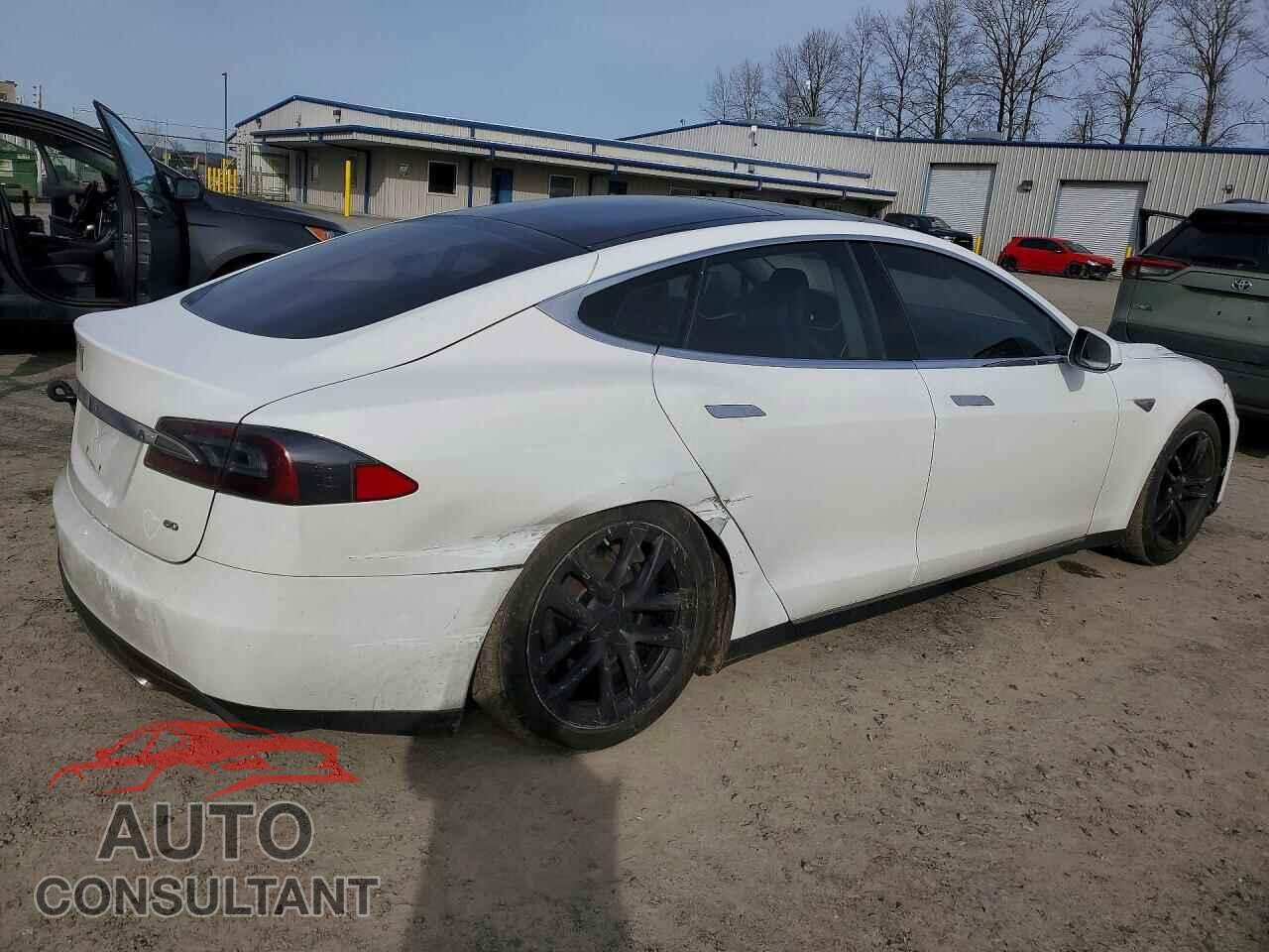 TESLA MODEL S 2014 - 5YJSA1S1XEFP28791