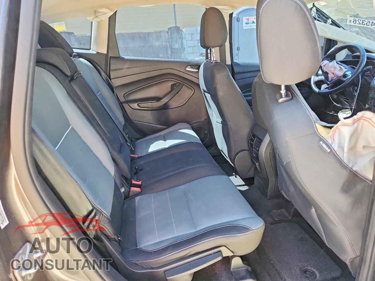 FORD CMAX 2015 - 1FADP5AU8FL123778